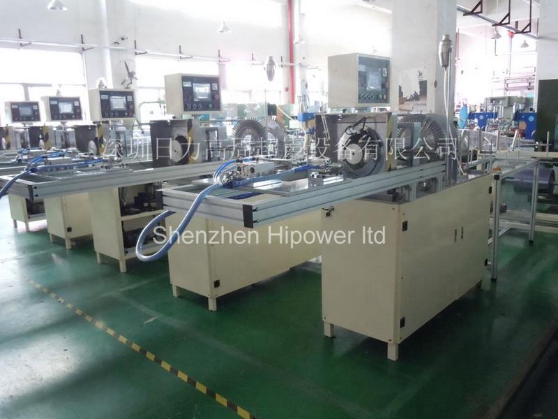 Clear cylinderical container forming machine
